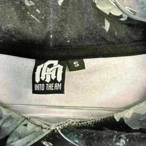 Into the AM Black & White size Small Hoodie Sweatshirt - Picture 3 of 5